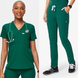Figs Hunter Green Scrub SET Catarina Top and Yola Skinny Scrub Pants XS